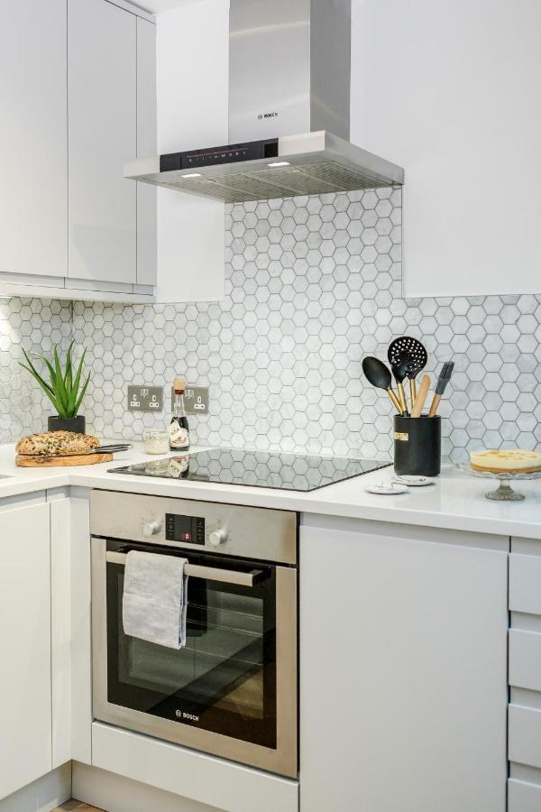 Апартаменты Kula London - Fitzrovia Newman St Экстерьер фото